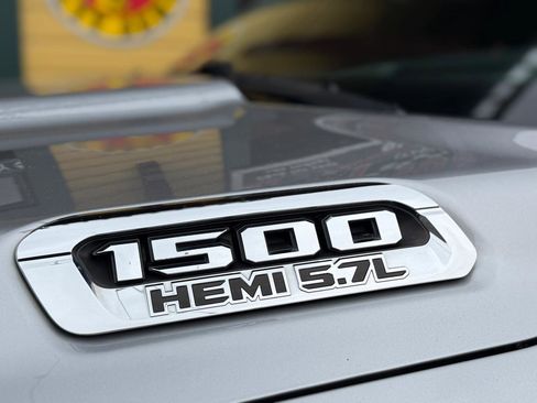 Used 2022 RAM 1500 Limited image 13