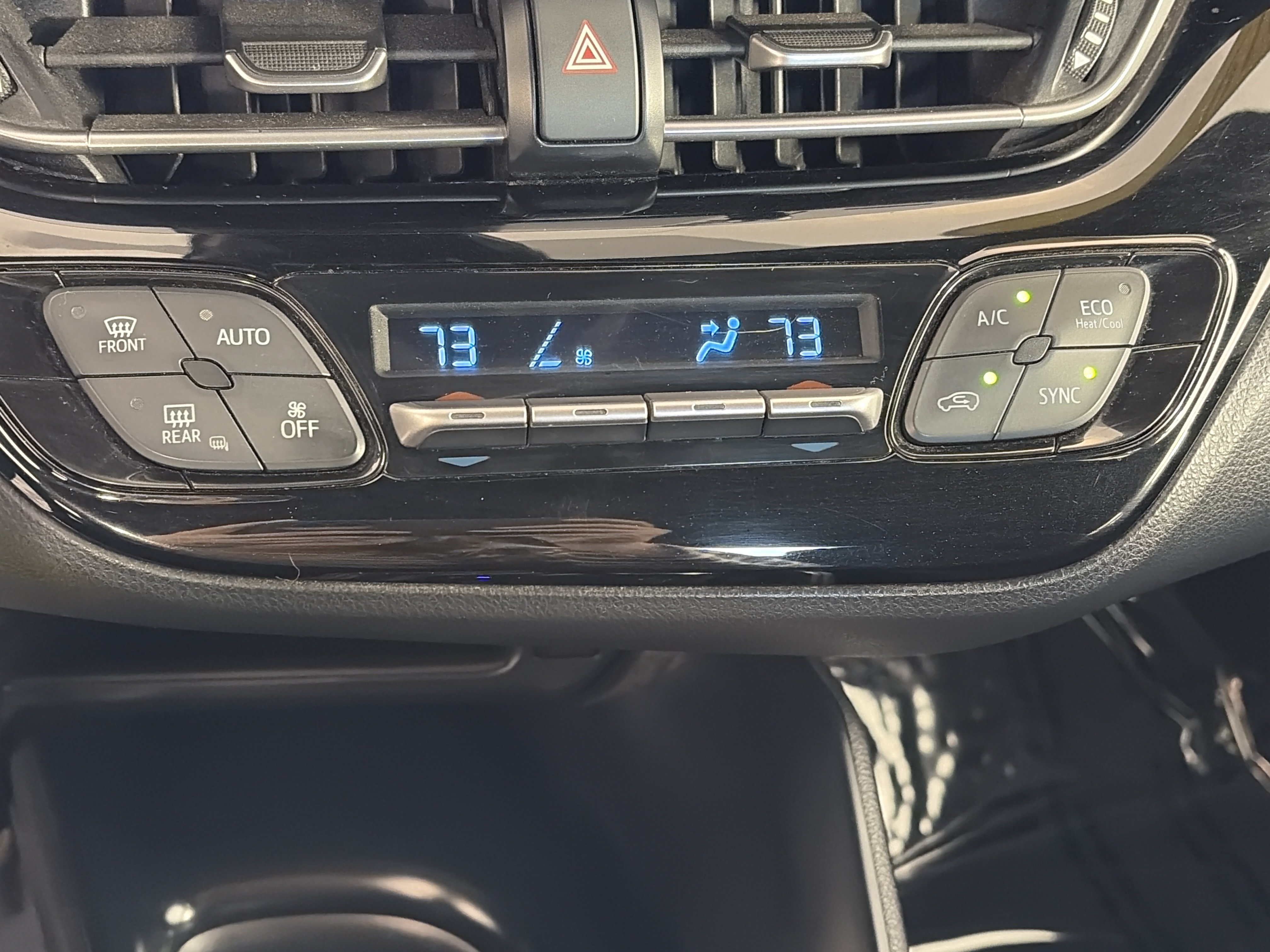 Used 2019 Toyota C-HR LE FWD image 19