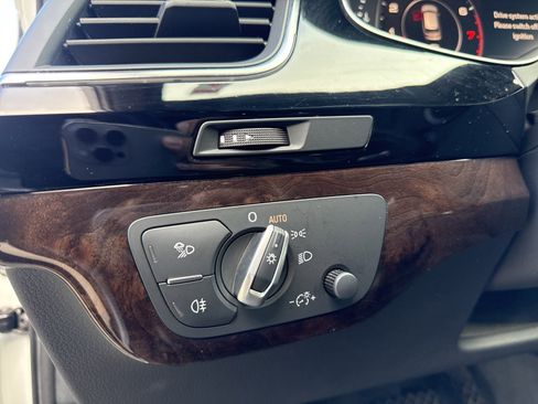 Used 2018 Audi Q7 3.0T Premium Plus image 16