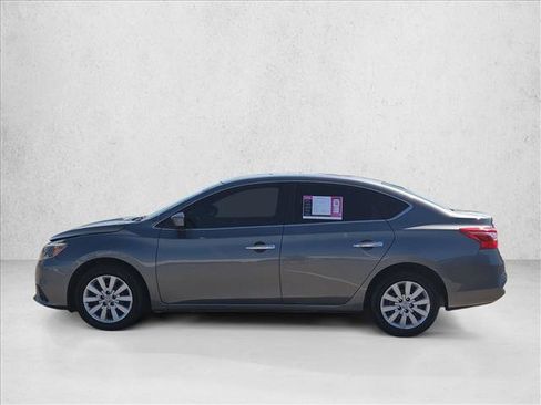 Used 2019 Nissan Sentra S FWD image 9