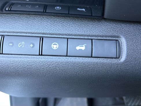New 2026 Nissan Pathfinder SV AWD/4WD image 22