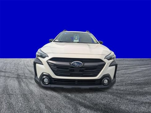 Used 2025 Subaru Outback Premium AWD/4WD image 8
