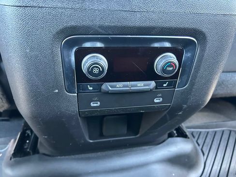 Used 2024 Chevrolet Suburban RST w/ Luxury Package RWD image 46