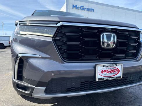 Used 2023 Honda Pilot Elite image 13