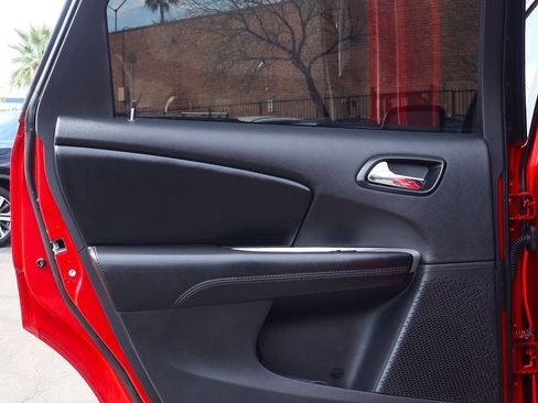 Used 2020 Dodge Journey SE w/ Blacktop Package image 30