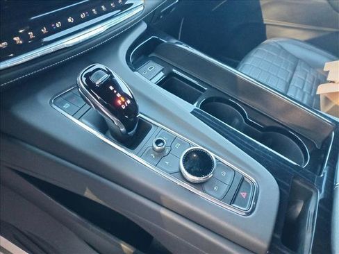 Used 2023 Cadillac Escalade V image 17