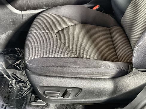 Used 2020 Toyota Highlander LE image 14