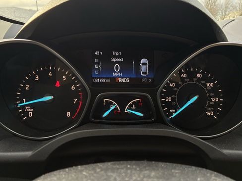 Used 2019 Ford Escape SEL image 14