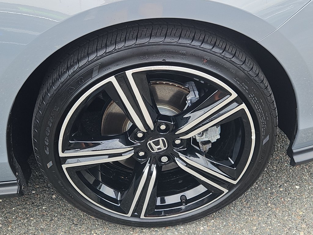 Used 2025 Honda Accord Sport image 10