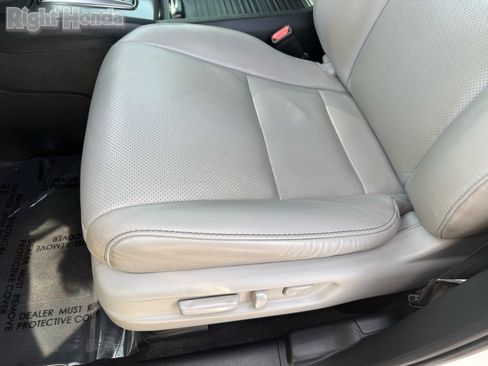 Used 2023 Honda Passport EX-L image 13