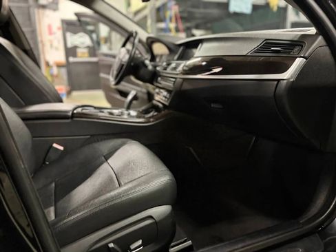 Used 2014 BMW 535d xDrive image 30