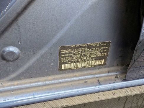 Used 2018 Subaru Crosstrek 2.0i Premium w/ Eyesight System image 34