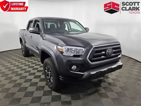 Used 2022 Toyota Tacoma SR5 AWD/4WD image 1