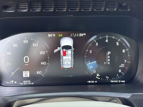 Used 2022 Volvo XC90 T5 Momentum w/ Climate Package image 17