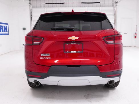 New 2026 Chevrolet Blazer LT w/ Convenience Package FWD image 6