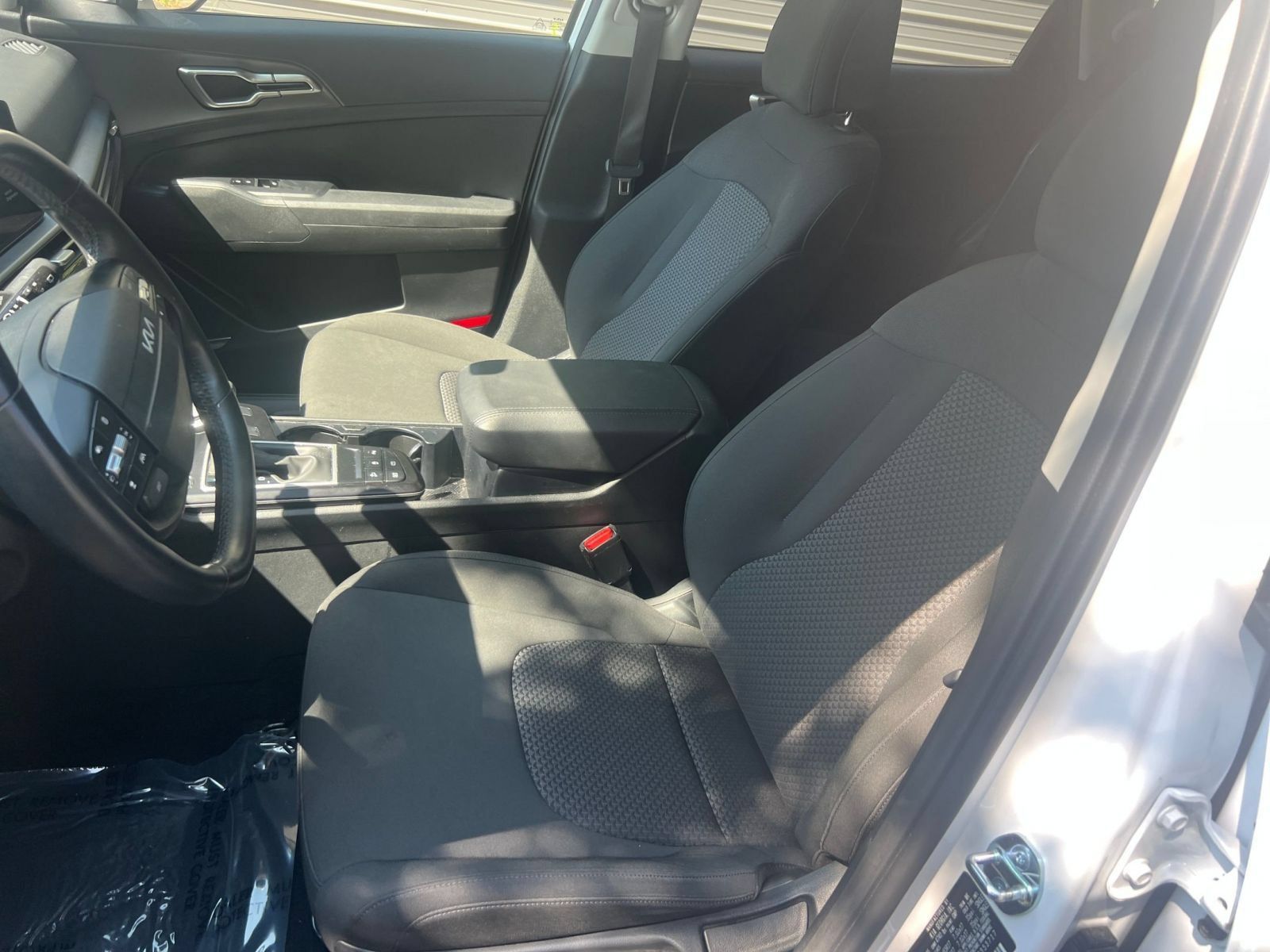 Used 2026 Kia Sportage LX FWD image 24