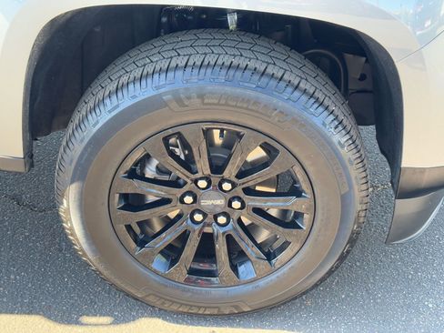 Used 2021 GMC Canyon Elevation Standard w/ Convenience Package image 11