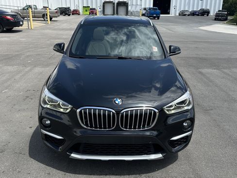 Used 2017 BMW X1 xDrive28i AWD/4WD image 3