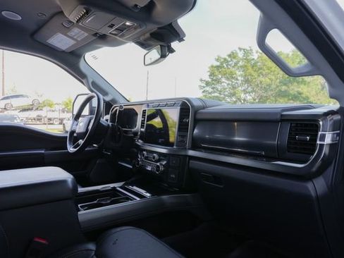 Used 2023 Ford F350 Lariat w/ Lariat Ultimate Package image 36