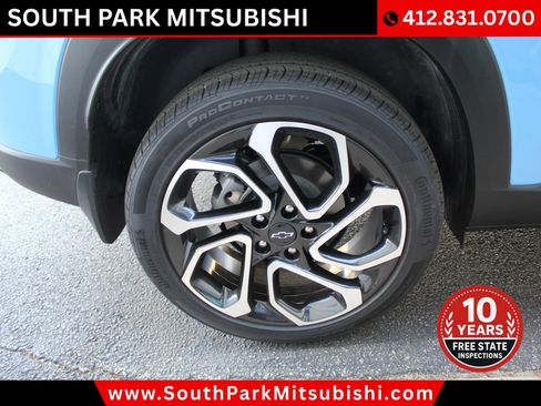 Used 2024 Chevrolet Trax RS w/ Driver Confidence Package FWD image 28