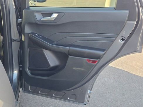 New 2026 Ford Escape ST-Line w/ Tech Pack #1 image 8