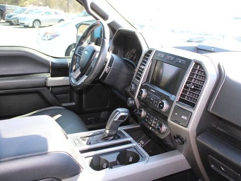 Used 2018 Ford F150 Raptor w/ Equipment Group 802A Luxury image 12