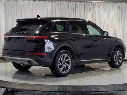 Used 2023 Lincoln Corsair AWD w/ Equipment Group 101A image 10