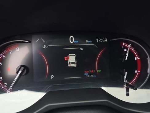 Used 2023 Toyota RAV4 XLE image 18