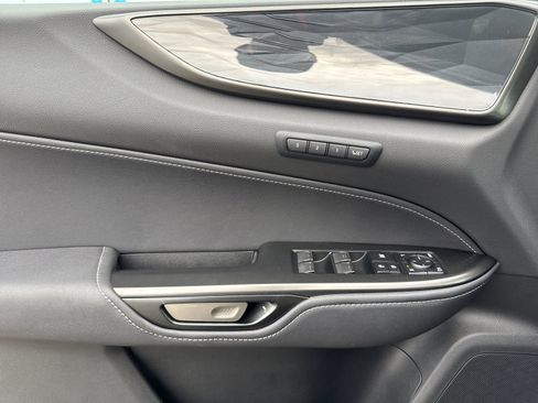 Used 2025 Lexus NX 250 250 Premium image 11