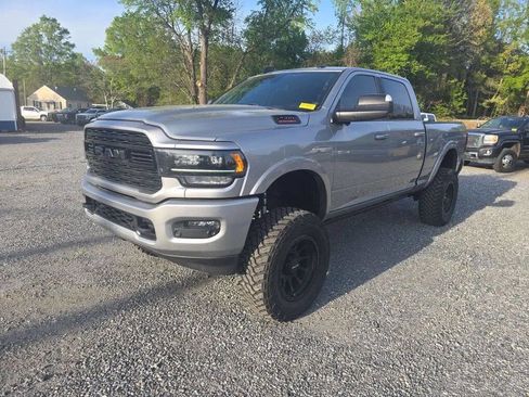 Used 2022 RAM 2500 Limited image 2