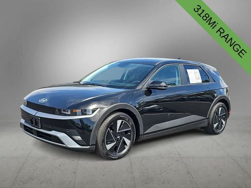 Used 2025 Hyundai Ioniq 5 SE RWD image 4