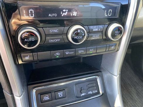 Used 2020 Subaru Ascent Limited w/ Popular Package #3 image 21