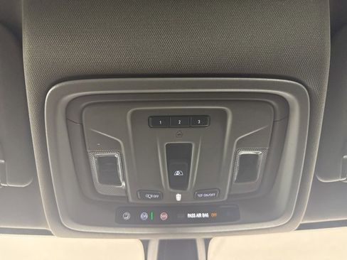 Used 2021 Chevrolet Silverado 1500 LT Trail Boss w/ Convenience Package II image 14