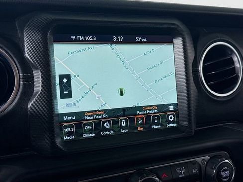 Used 2021 Jeep Wrangler Unlimited Sahara w/ Cold Weather Group image 13