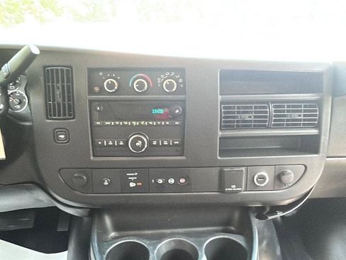 Used 2016 Chevrolet Express 3500 LT w/ LT Preferred Equipment Group RWD image 20