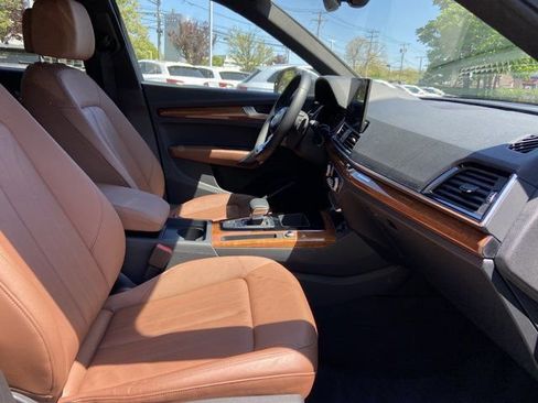 Certified 2023 Audi Q5 2.0T Premium w/ Convenience Package AWD/4WD image 28
