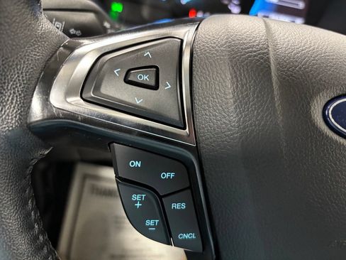 Used 2024 Ford Edge SEL AWD/4WD image 19