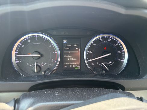 Used 2018 Toyota Highlander Limited AWD/4WD image 16