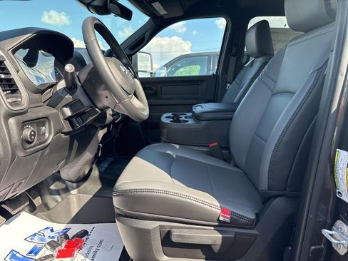 New 2026 RAM 2500 Tradesman w/ Chrome Appearance Group image 12