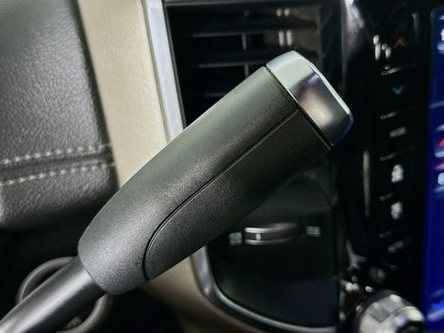 Used 2019 RAM 3500 Laramie image 17