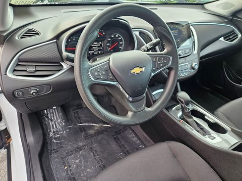 Used 2023 Chevrolet Malibu LT image 13
