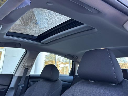 Used 2024 Honda Accord EX image 27