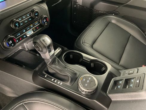 New 2026 Ford Bronco Outer Banks AWD/4WD image 19