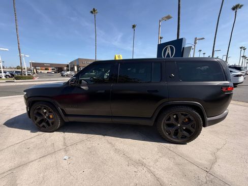 Used 2023 Rivian R1S Adventure AWD/4WD image 2