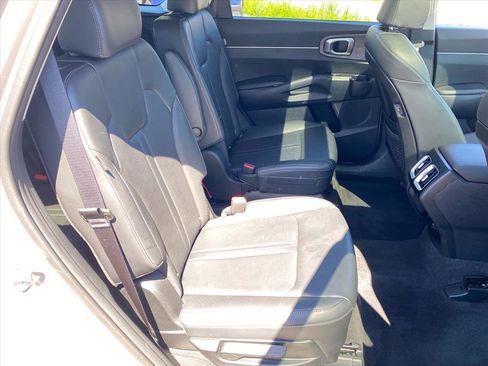 Certified 2025 Kia Sorento X-Line EX AWD/4WD image 27