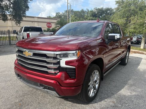 Used 2024 Chevrolet Silverado 1500 High Country RWD image 3