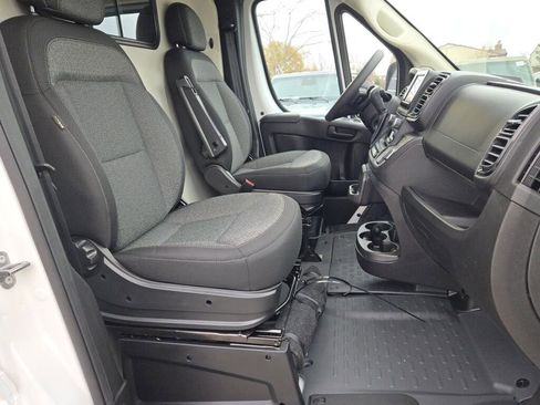 New 2026 RAM ProMaster 2500 w/ Convenience Group image 7