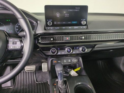 Certified 2025 Honda Civic Sport image 21