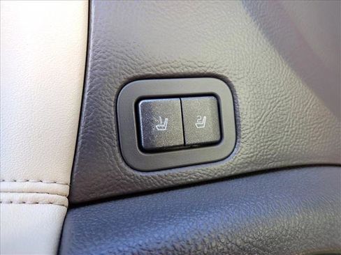 Used 2010 Lincoln MKZ AWD image 13