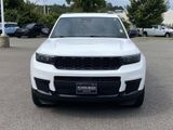 Used 2023 Jeep Grand Cherokee L Laredo image 2